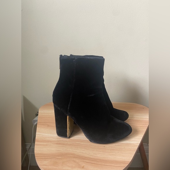 Velvet material black high heel booties. - Picture 1 of 5